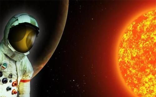 旅行者2号传回数据，太阳系边缘温度达31000度，我们该怎么走出去？