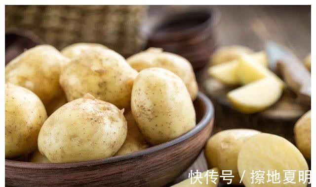 菠菜|米饭二次加热会“致癌”?医生提醒:这5种食物,最好别加热