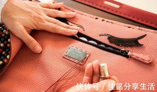 peekaboo 无论时尚圈的风怎么刮,Fendi这个包包都永不过时!