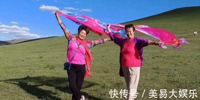 深意|中国大妈旅行,为什么总爱“搭丝巾”?另有深意你不懂