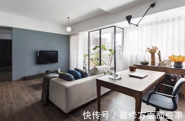 爱花|93㎡现代简约,阳台的清新,透过玻璃充满了全屋!