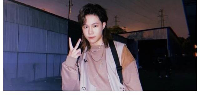 聊天记录|说唱听我的：太帅了花实力被吐槽，却闯入六强，遭Rapper点名抄袭