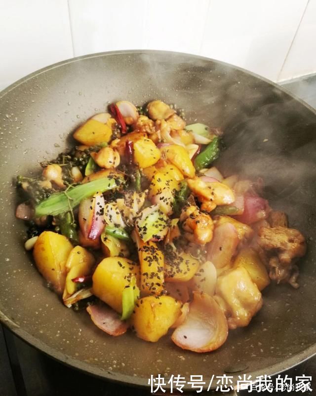 过年家里聚餐,推荐10个干烧菜,不用加水,烧出来特别下饭,还香