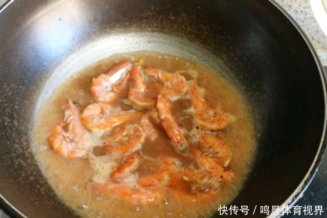 方法|河虾煮着吃不够味不如换个方法,出锅后香酥可口,美味!