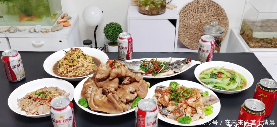  晒晒我家的年夜饭，1个人就能轻松搞定6道菜，荤素搭配，营养美味