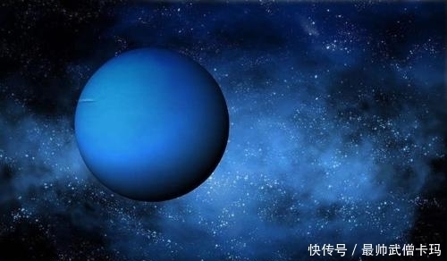 好像是平躺在了轨道上，那么为什么天王星会这么特殊呢？