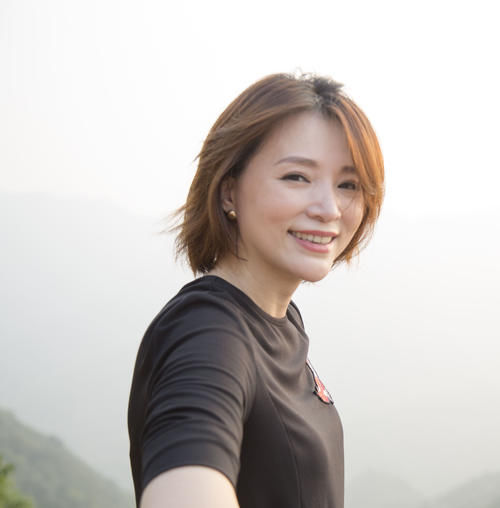  完美|董卿：成为央视一姐堪称完美人生的背后，是对自己足够狠