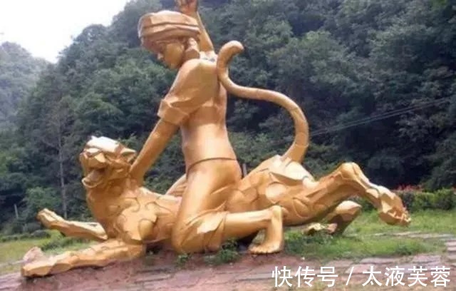 采访@19岁女子徒手打死豹子,在晚年采访中袒露后悔:宁愿自己从未打死