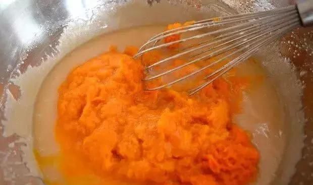美味|手不沾面就能做好的蛋糕,简单又美味,孩子们都爱吃!
