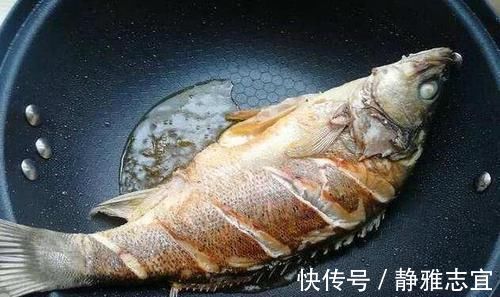 鲜嫩|不管炖啥鱼,不要放醋和酒!大厨教你这样做,鱼肉鲜嫩入味,不腥