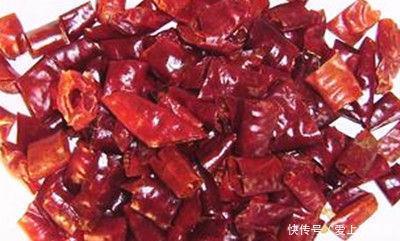  半盘都是辣椒，看着就辣的爽的辣子鸡，家常做法分享，明了易上手