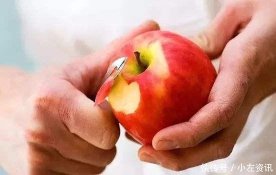 怎样吃苹果最养生?营养师:很多人第一口就吃错了,难怪营养没了