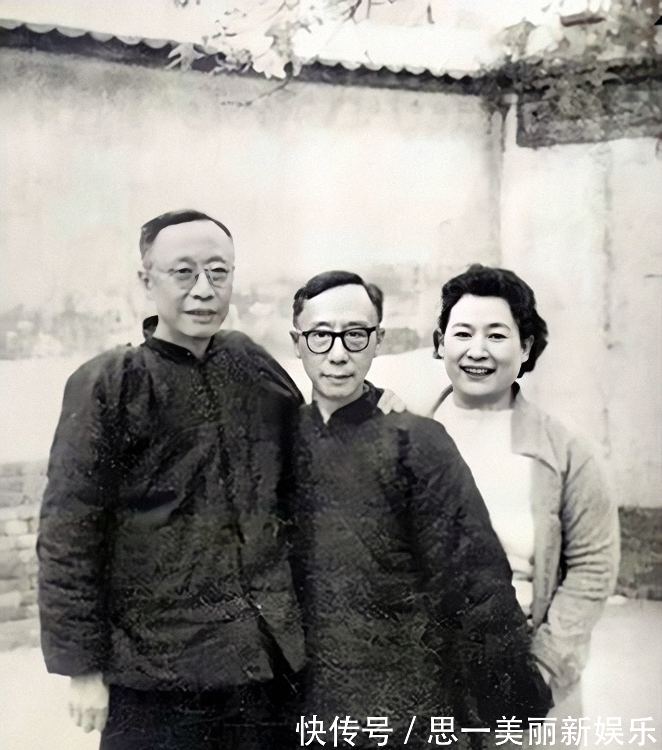合影|罕见名人合影,图6年轻的郎平被领导接见,图3邓丽君和外籍小男友