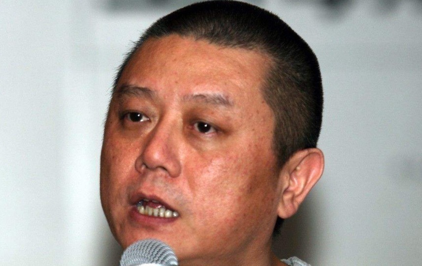 白先勇!当年的余秋雨有多红?后来他为何坠下“神坛”,成了众人的靶子?