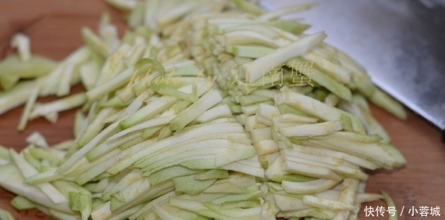  上天|第一次用它做饺子馅，全家人都爱吃，鲜上天了！