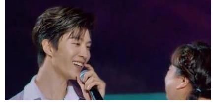 cp|范丞丞的大型双标现场,加饭CP太甜了