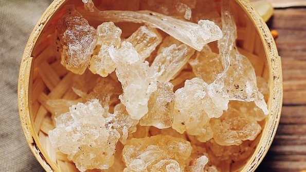 蜂胶|女生常吃这“3零食”,补充“胶原蛋白”,或会成为“冻龄”女神