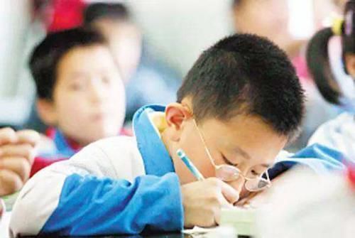 睡眠质量|3 岁时就该带宝宝检查视力了,影响视力的三大因素,希望你没踩坑