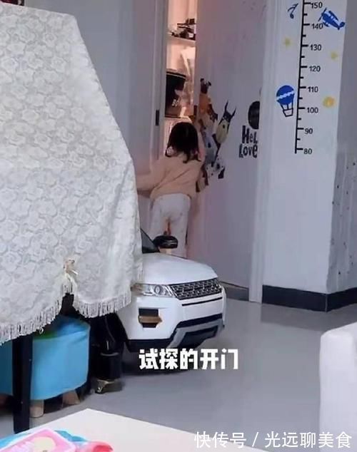 大宝|妹妹进哥哥房间蹭床睡,哥哥的应对方式太“无情”,妈妈无法淡定