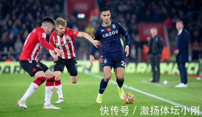 英超|0-1，欧冠前冠军又输了：击败曼联后连输5场，距离降级区只剩3分