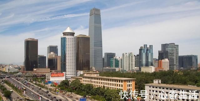 房地产|小区有“高层”和“低层”,亲戚不听劝买了高层,两年后就后悔了