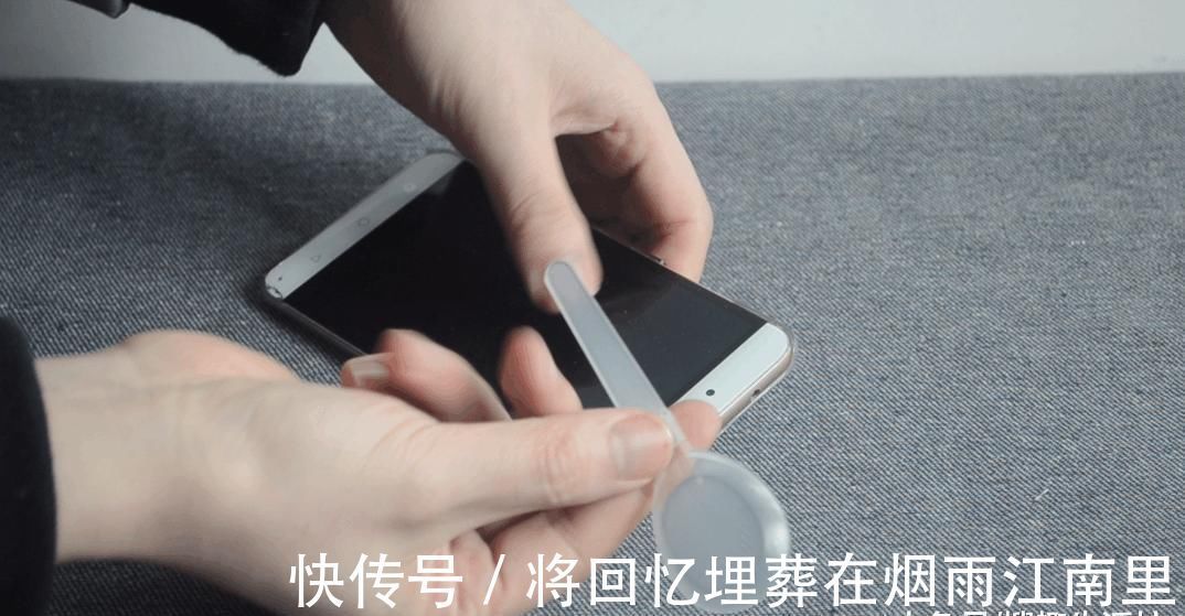 才知道八宝粥里面勺子隐藏的妙用, 简直太实用了, 以后我再也不扔了