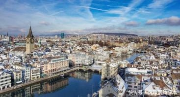 卡塔尔|国王在外度假,账户突然没钱,中途接到儿子电话:老爸,我上台了