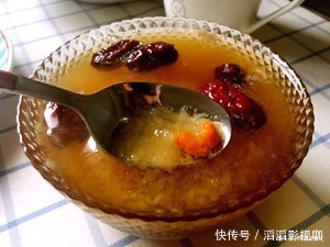 营养|补气血的3道营养美食,一周吃2次,改善气色不好困扰!