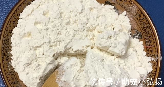 低筋面粉不用再去买,教你一招,普通粉秒变低筋粉,太神奇了