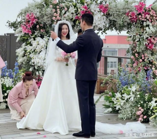36岁的朱珠结婚了曾与尤文图斯老板恋爱如今嫁给他