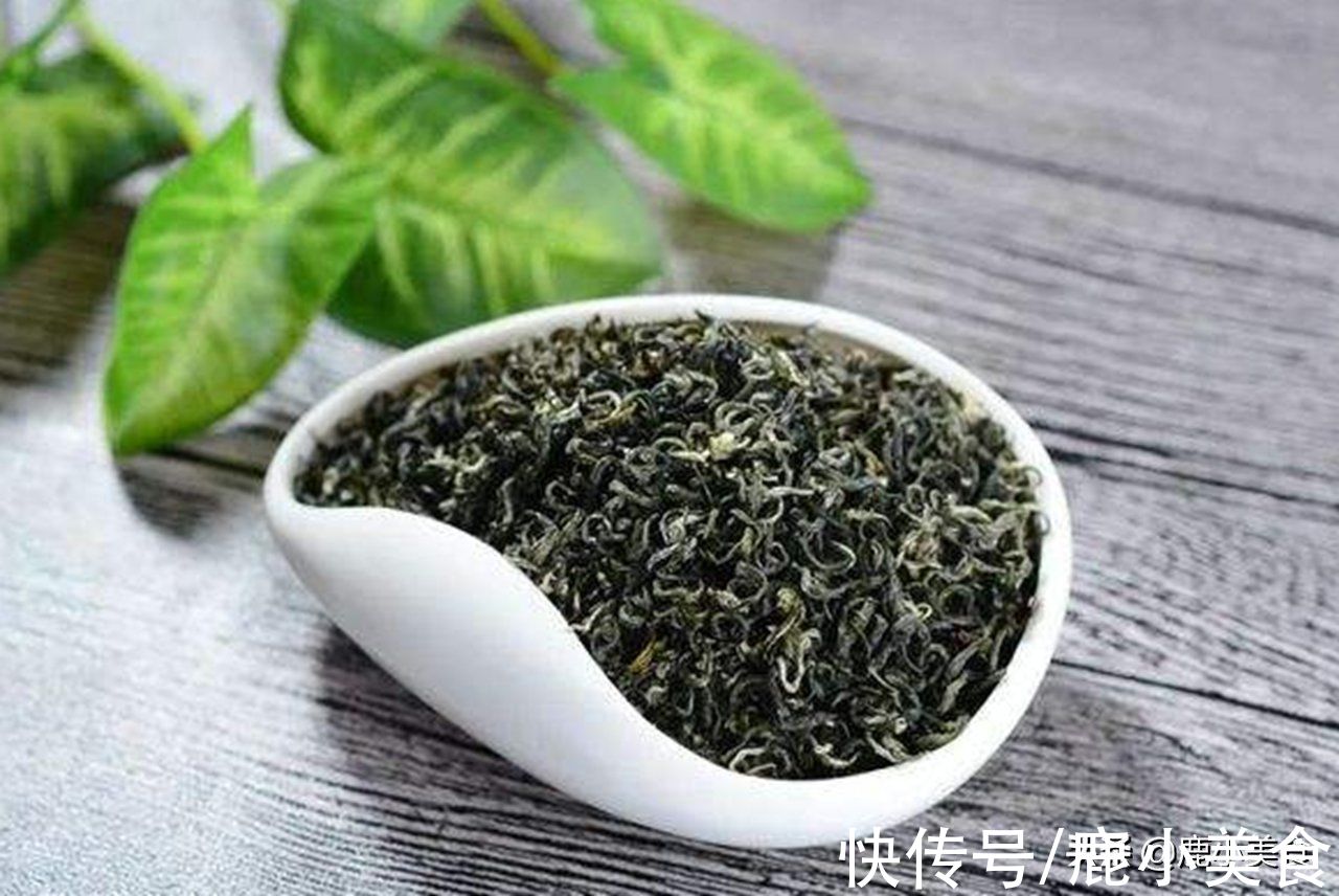 蒙顶山|四川一尴尬老名茶，曾差点“干掉”碧螺春，如今却逐渐被人遗忘