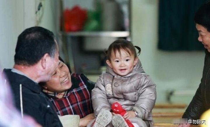 奶奶|孩子眼里的奶奶和外婆有什么差别？听听这3个孩子的回答！