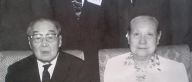 新青年!我国这位婴儿:出生时军队保护产房,国家鸣13响礼炮给他庆生