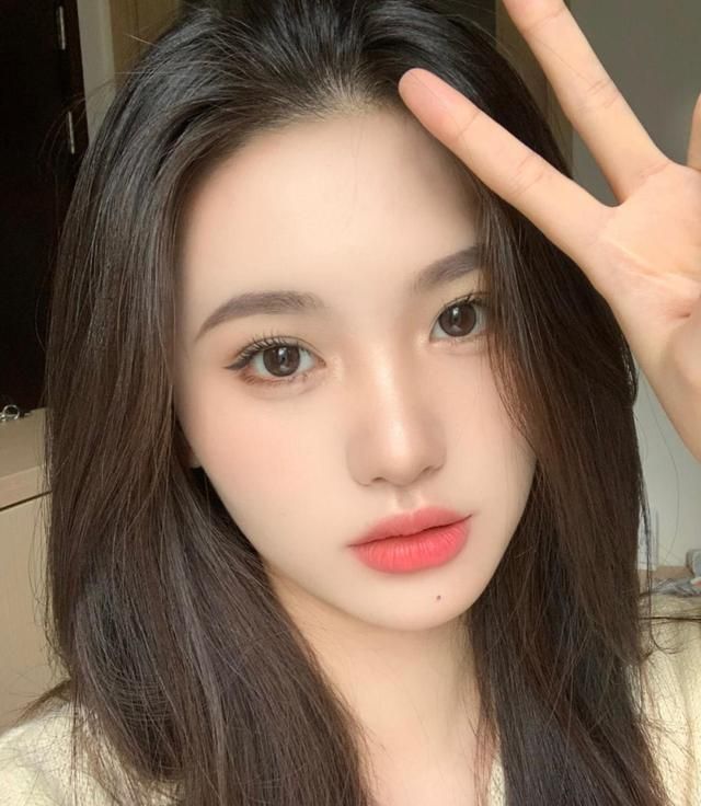 少女感|今夏流行“奶醉妆”,奶fufu的少女感,简单几步就能掌握精髓!