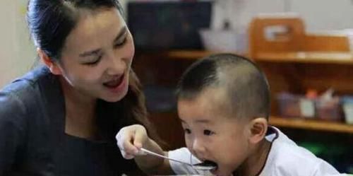 张宏文|中国式“糊弄”早餐悄然兴起,很多孩子天天吃,妈妈却丝毫没察觉