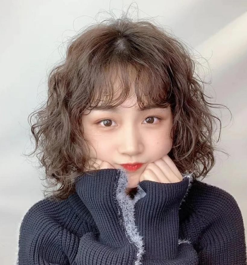 羊毛卷|众多发型中,你更喜欢那一个?最美不过高马尾,最甜不过低马尾