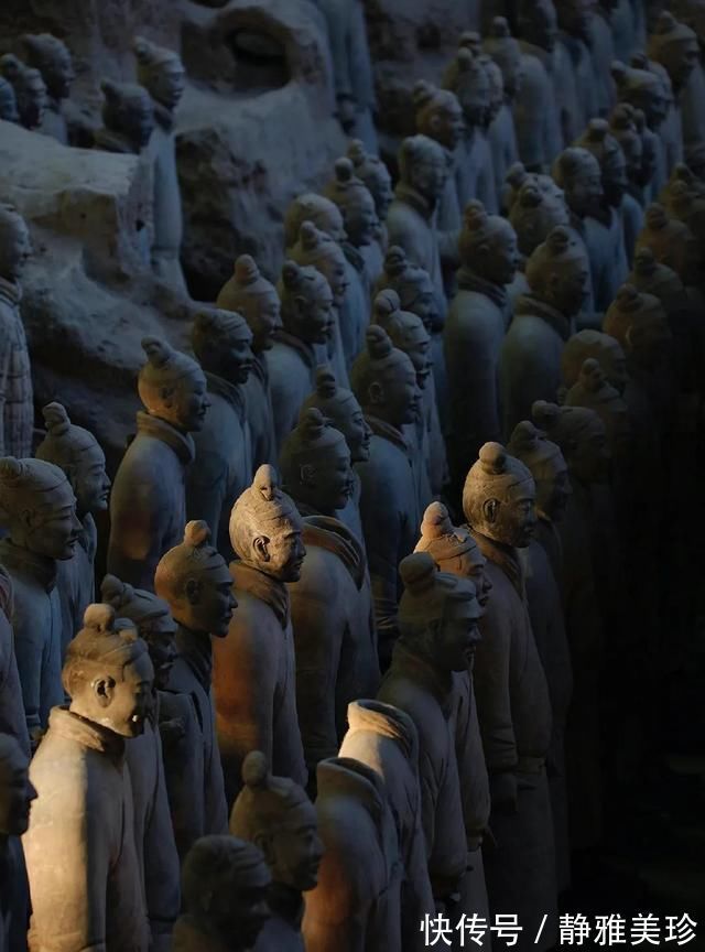 相似性|“給兵馬俑拍照的人”爆紅:我看見一枚指紋來自2200年前