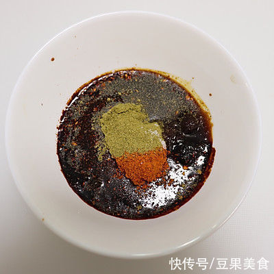 五花肉|10分钟快手菜脆皮五花肉-空气炸锅版，做饭不发愁