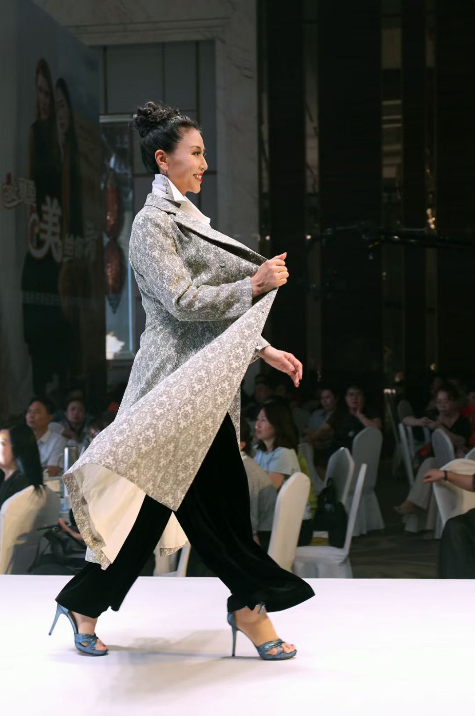 品牌|相遇高端服饰秋冬新品发布会——让赛兔美给你看