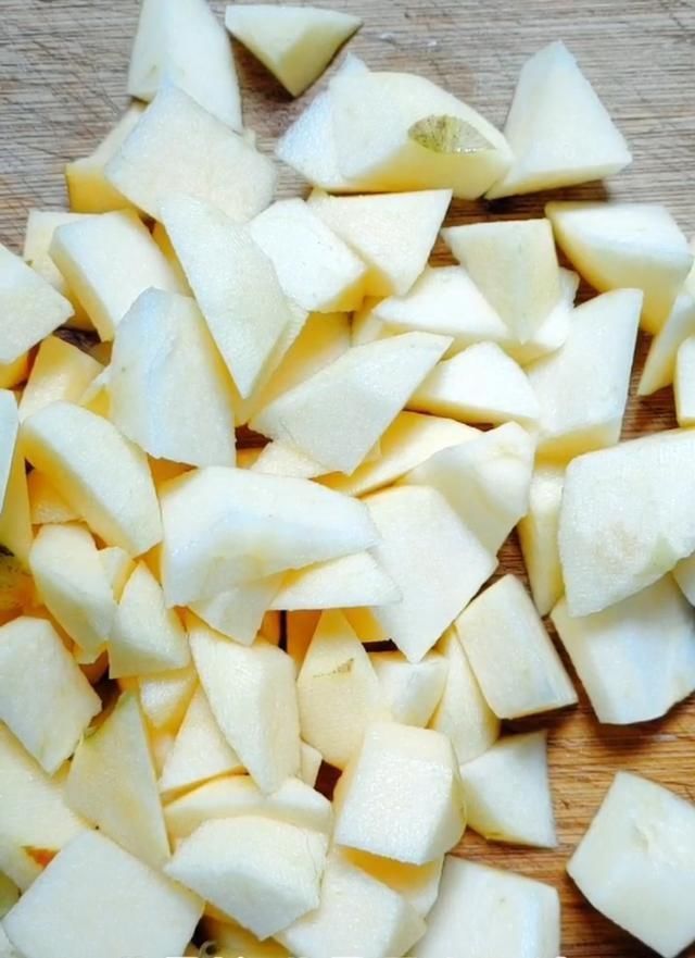 最通便的水果不是香蕉而是它,便秘的人,吃它隔天拉出黑臭巨便