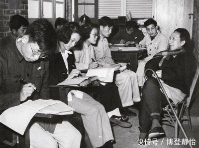 日军|日本人闯入中国老人家中，老人用日语破口大骂，日军听后匆匆撤退