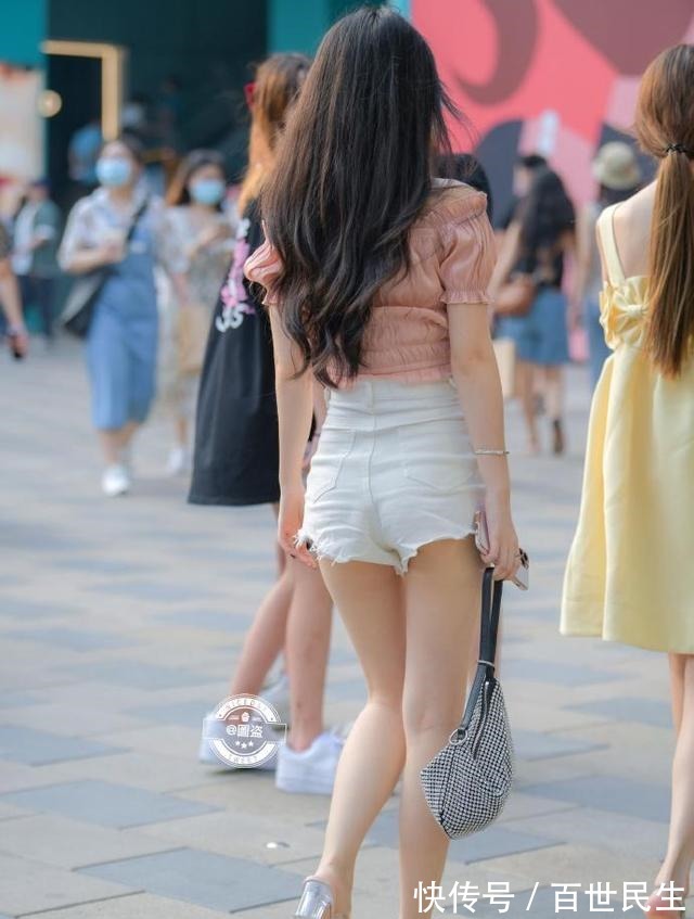 高腰裤 气质出众的打底裤搭配技巧,用心去搭配,轻松舒适