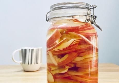  奶奶用了30年的苹果醋配方非常实用，所以人们便总会担心不放心，10个苹果便能做出5斤醋