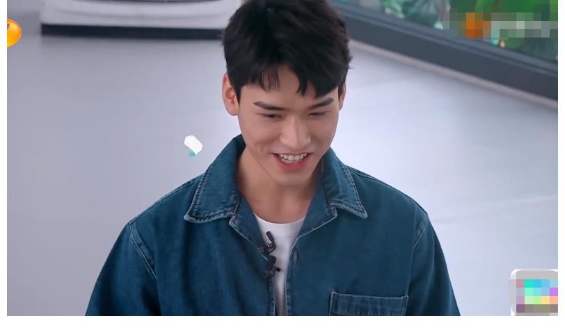 宣传|《中餐厅5》被曝欺骗粉丝，用龚俊当海报宣传，首播镜头少得可怜