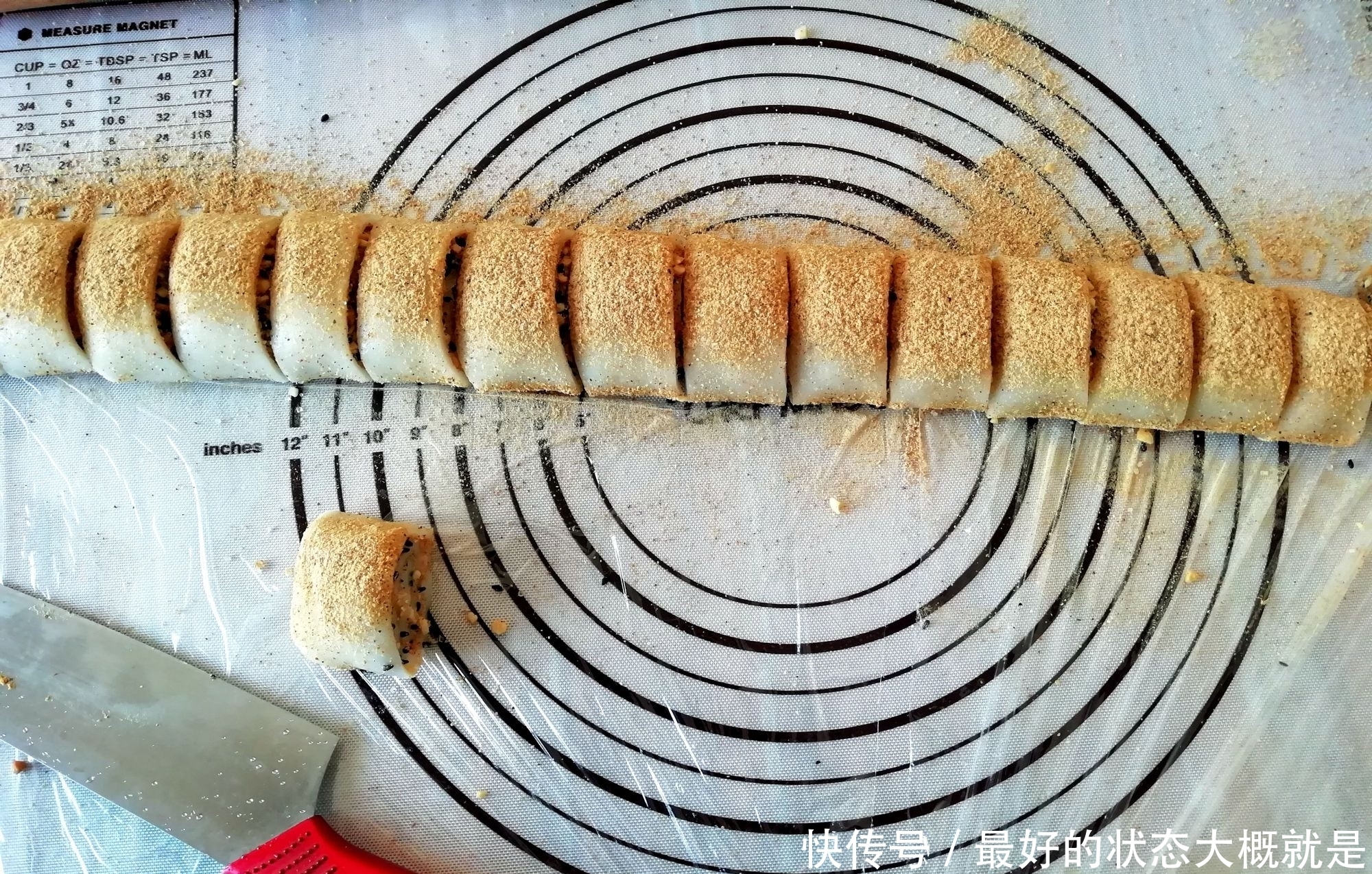 过年别忘做这个吃,无需烤箱,一蒸一卷即可,软糯又拉丝,真好吃