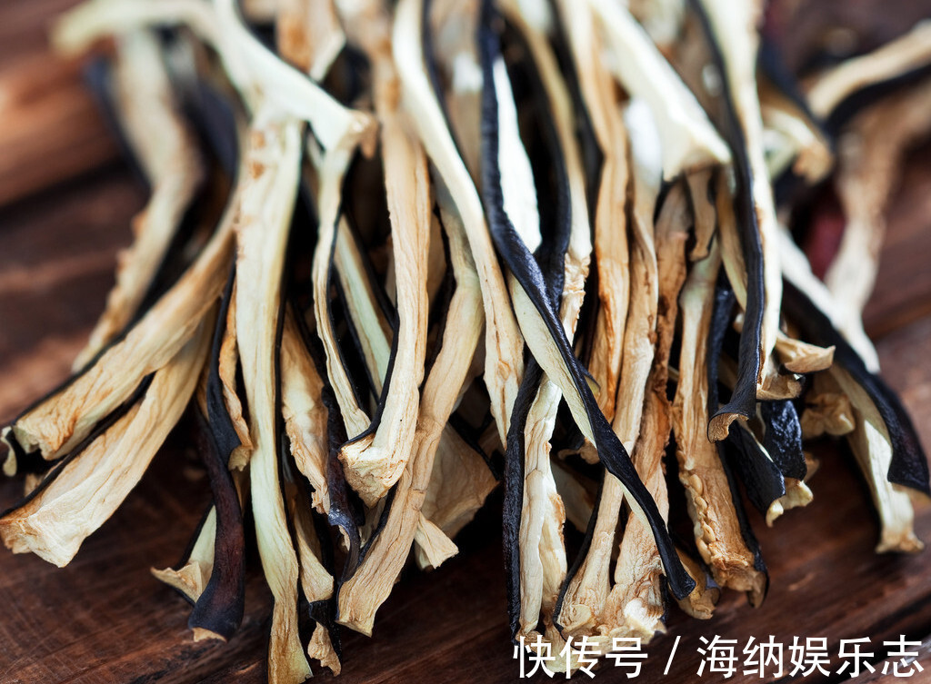 炖肉|夏天,遇到这5种蔬菜可以多买些,晒成干,留着冬天炖肉吃特别香