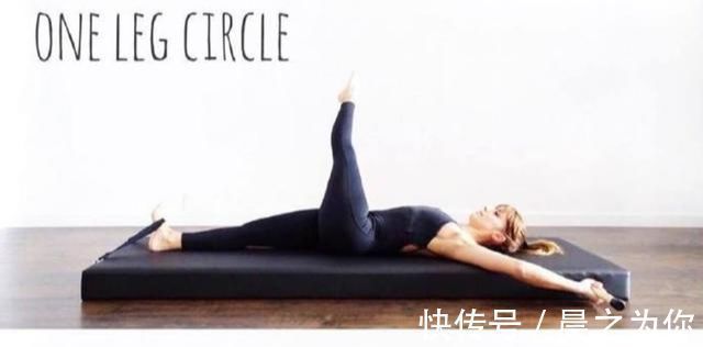 30s 被称为新女神的她,身材有多好?紧致的线条,离不开平时运动健身