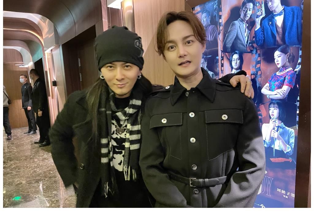 陈辉捧场尹正新片