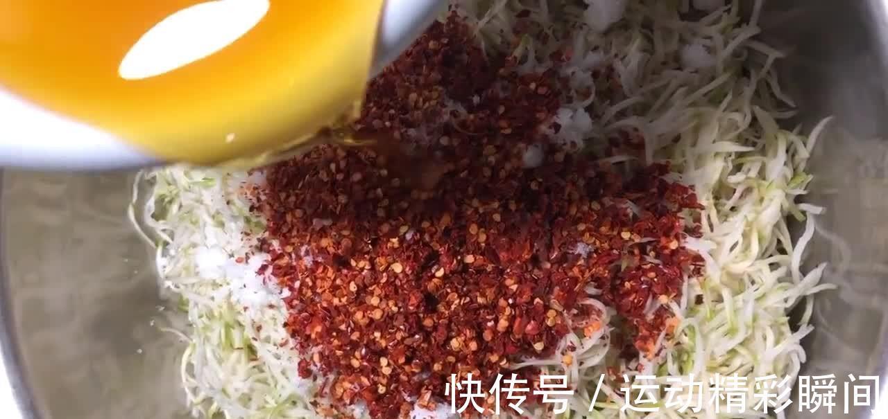 芥菜疙瘩咸菜的做法,鲜嫩爽脆酸辣鲜甜,胃口不佳的时候试试