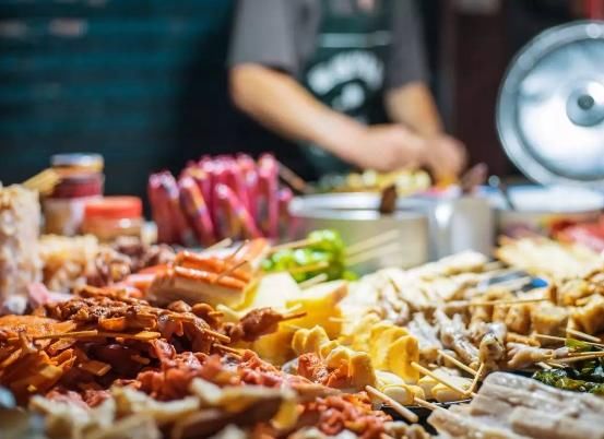 火爆|如果让你去摆地摊，这7种火爆的地摊美食，你会选哪种？